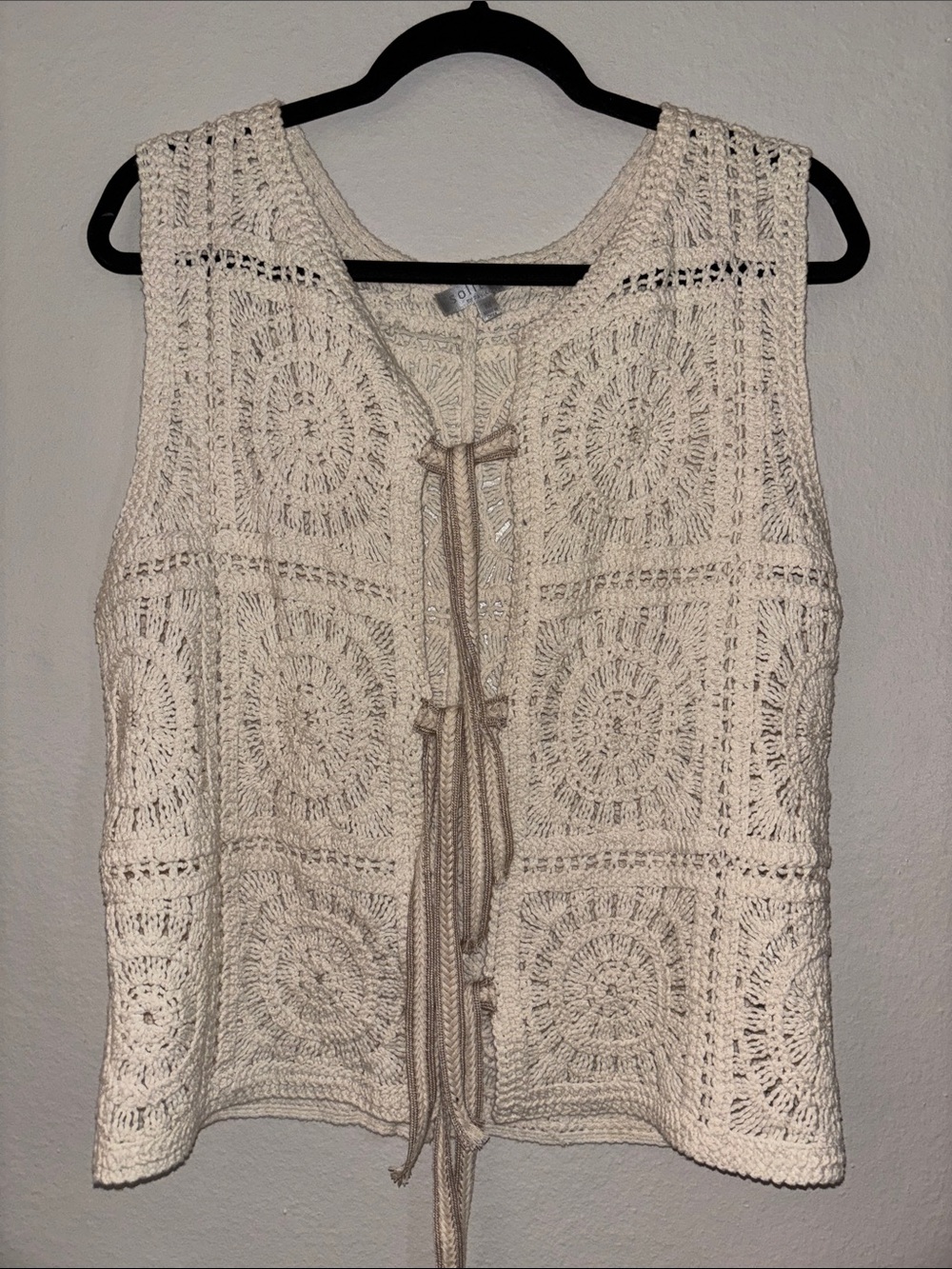 Solitaire Ravi Khosa Boho Crochet Tie-Front Women's Top in Cream